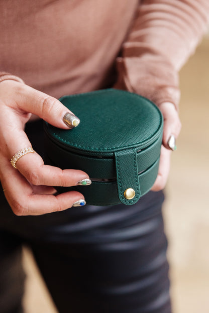 Circular Travel Jewelry Case in Green